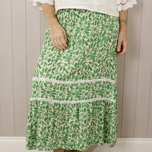 Flower Burst Lace Skirt - Green